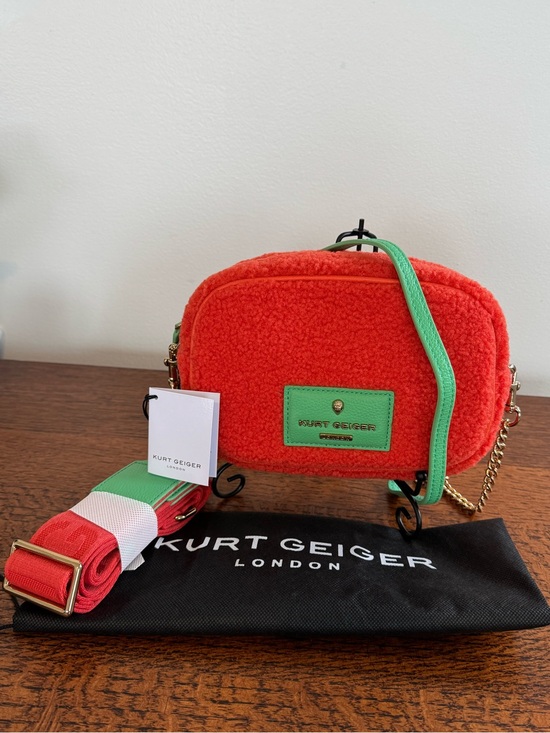 Kurt Geiger Handbags - NWT Kurt Geiger London Chiswick Orange Faux Shearling Camera Bag w/ Two Straps